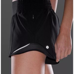 Lulu Lemon Hotty Hot shorts